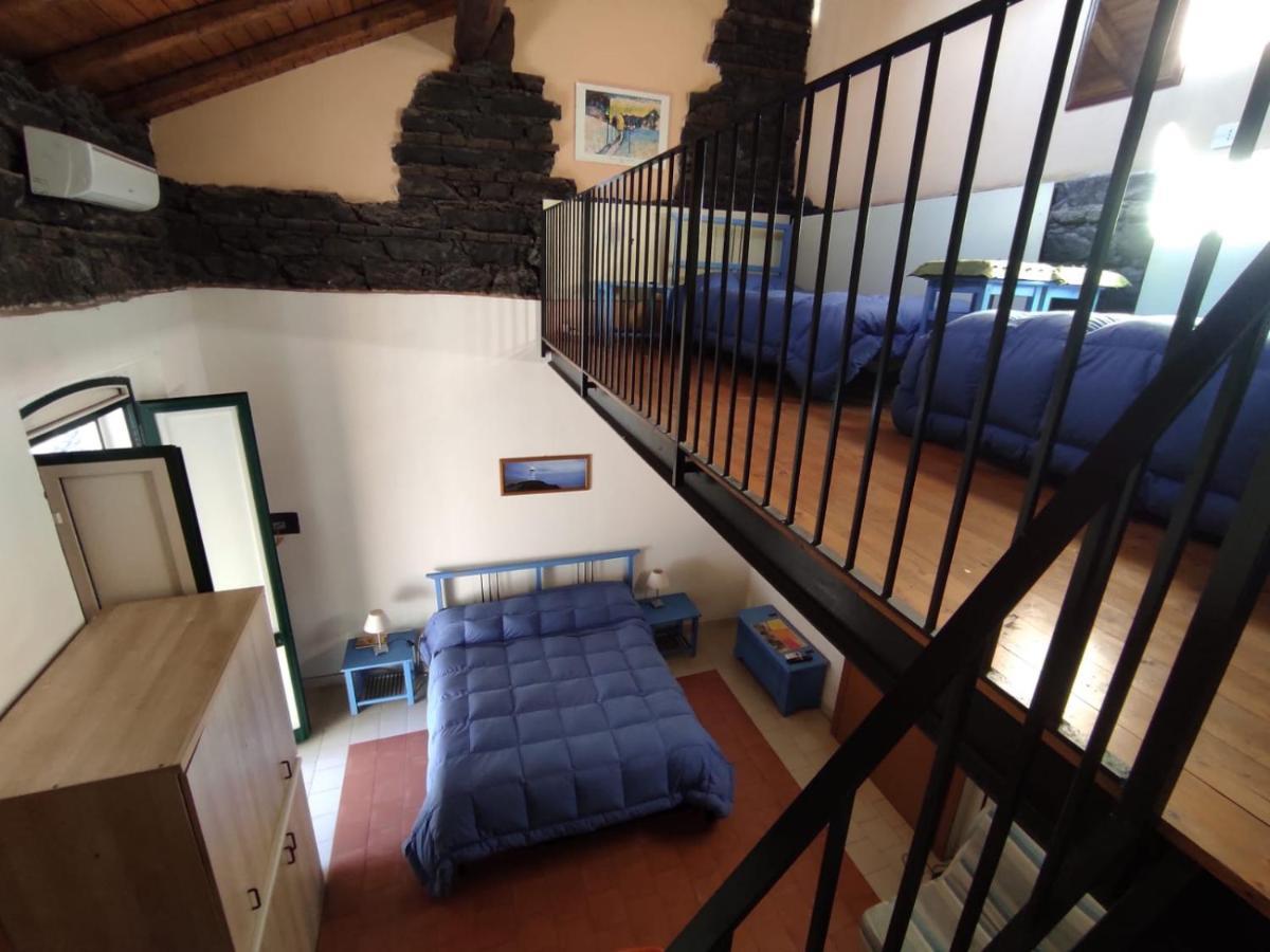 Bed and Breakfast Al Mare In Citta Катания Экстерьер фото