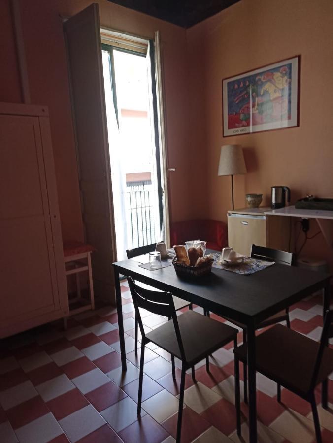 Bed and Breakfast Al Mare In Citta Катания Экстерьер фото
