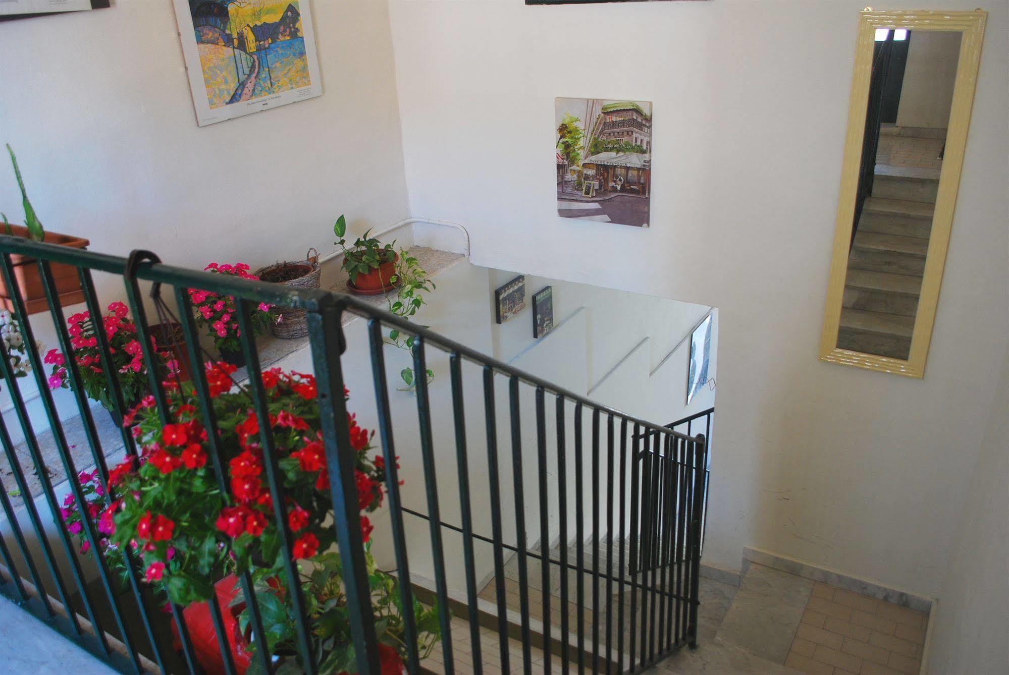 Bed and Breakfast Al Mare In Citta Катания Экстерьер фото